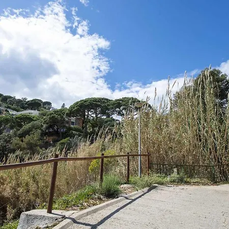 Casa Aurora, Piscina , Wifi, Jardin 5-6 Pax * 赫罗纳