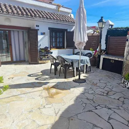 Casa Aurora, Piscina , Wifi, Jardin 5-6 Pax 度假居 赫罗纳